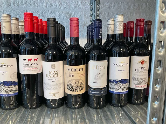 Diverse wijn en drank (63x) - afbeelding 6 van  10