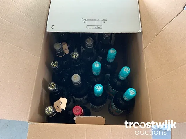 Diverse wijn - afbeelding 18 van  20