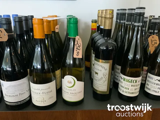 Diverse wijn - afbeelding 4 van  9