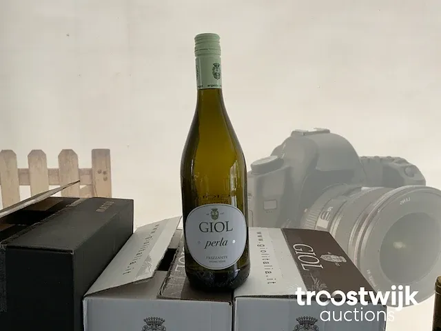 Diverse wijn - afbeelding 8 van  10