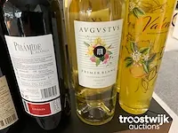 Diverse wijnen - afbeelding 22 van  32