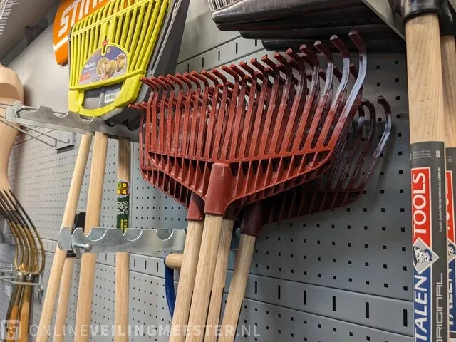 Diverse winkelvoorraad o.a. talen tools, atlas - afbeelding 9 van  14