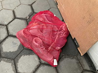 Diverse wintersport attributen - afbeelding 4 van  6