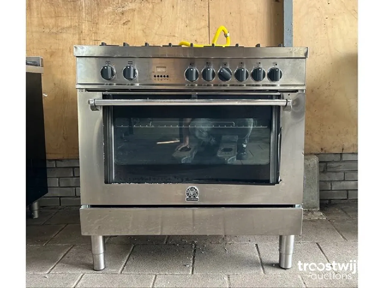Diverse witgoed- en keuken items