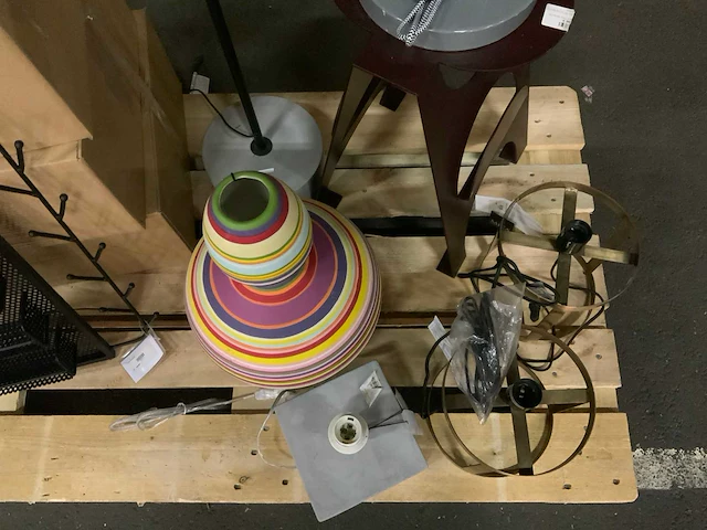 Diverse woonaccessoires - afbeelding 8 van  8