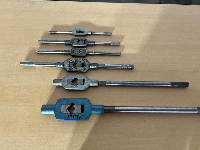 Diverse wring ijzers (6x) - afbeelding 1 van  3