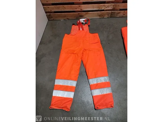 Diverse zaagkleding oa. stihl en sticomfort - afbeelding 6 van  18