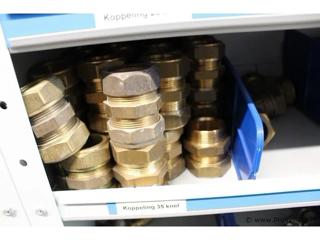 Diversen koper knie, t, puntstuk, schorefbuis etc. - afbeelding 6 van  34
