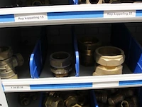 Diversen koper knie, t, puntstuk, schorefbuis etc. - afbeelding 22 van  34