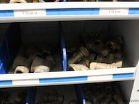 Diversen koper knie, t, puntstuk, schorefbuis etc. - afbeelding 25 van  34