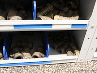 Diversen koper knie, t, puntstuk, schorefbuis etc. - afbeelding 26 van  34
