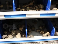 Diversen koper knie, t, puntstuk, schorefbuis etc. - afbeelding 27 van  34