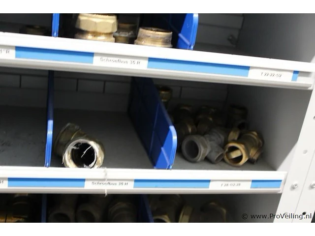 Diversen kopermateriaal - afbeelding 18 van  34