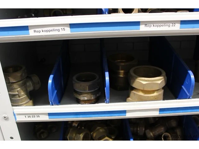 Diversen kopermateriaal - afbeelding 22 van  34