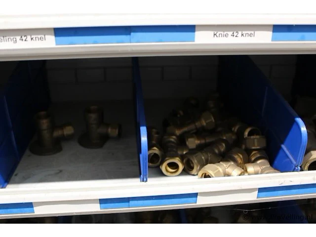 Diversen kopermateriaal - afbeelding 24 van  34