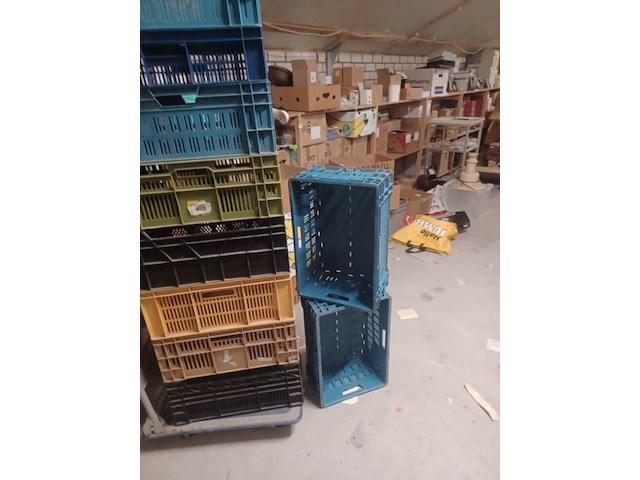 Diversen kratten 60x40cm aantal 10 stuks. - afbeelding 3 van  5