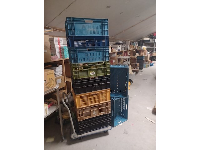 Diversen kratten 60x40cm aantal 10 stuks. - afbeelding 4 van  5
