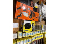 Diversen producten op tafel - afbeelding 5 van  10