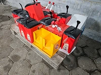 Diversen sauspompen en servettenhouders - afbeelding 4 van  4