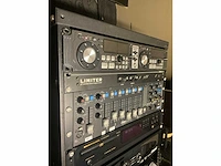 Dj apparatuur met speakers - afbeelding 2 van  8