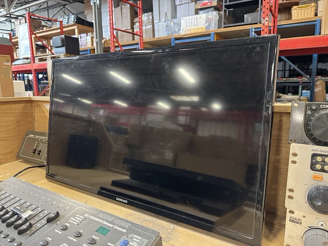Dj booth met licht en geluid accessoires w.o. maxgear, samsung, jb systems - afbeelding 9 van  14