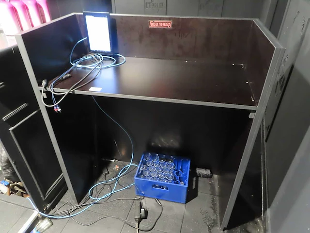 Dj booth - afbeelding 2 van  3