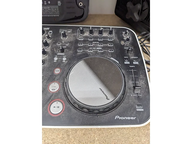 Dj en divers audioapparatuur, o.a. martin, pioneer, monty - afbeelding 23 van  31