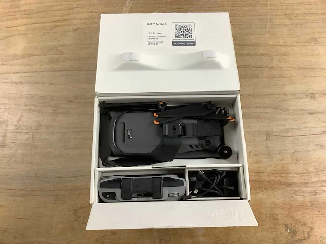 Dji mavic 3 - drone - afbeelding 4 van  11