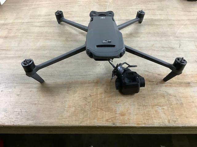 Dji mavic 3 - drone - afbeelding 11 van  11