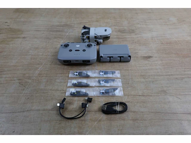 Dji mini 2 fly more combo drone - afbeelding 4 van  9