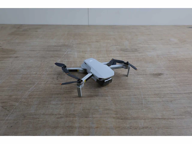 Dji mini 2 fly more combo drone - afbeelding 1 van  10
