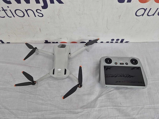 Dji mini 3 - drone - met dji rc smart controller - afbeelding 5 van  6