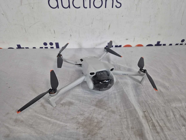 Dji mini 3 - drone - met dji rc smart controller - afbeelding 2 van  3