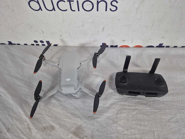 Dji mini se - drone - afbeelding 4 van  4