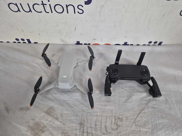 Dji mini se - drone - afbeelding 4 van  4