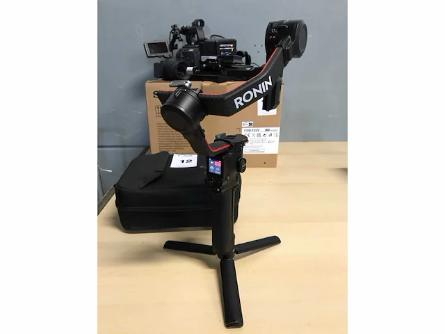 Dji ronin-rs2 gimbal stabilisator - afbeelding 4 van  12
