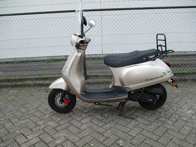 Djjd - snorscooter - cashmere efi injectie - scooter - afbeelding 1 van  11