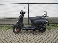 Djjd - snorscooter - cashmere efi injectie - scooter - afbeelding 1 van  11