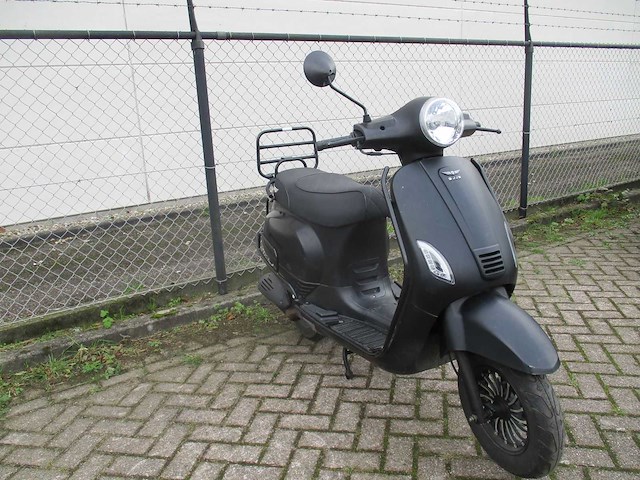 Djjd - snorscooter - cashmere efi injectie - scooter - afbeelding 7 van  11