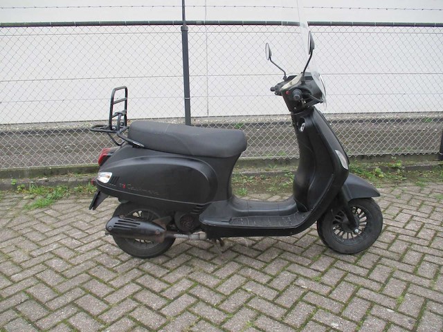 Djjd - snorscooter - cashmere efi injectie - scooter - afbeelding 8 van  11