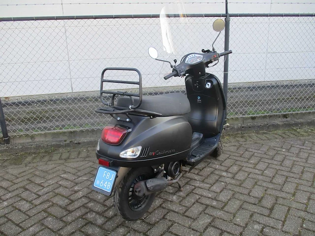 Djjd - snorscooter - cashmere efi riva - scooter - afbeelding 9 van  11