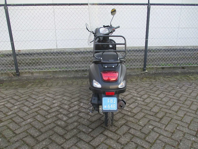 Djjd - snorscooter - cashmere efi riva - scooter - afbeelding 10 van  11