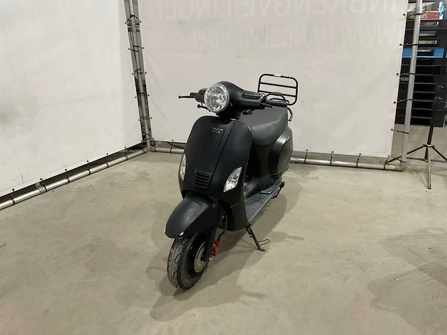 Djjd - snorscooter - scooter - afbeelding 1 van  14