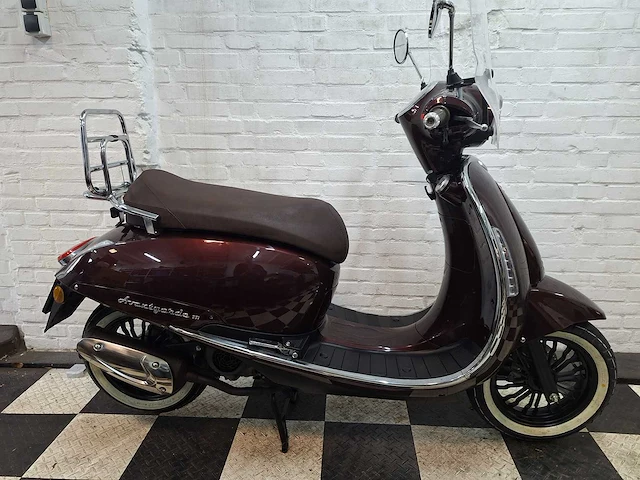 Djjd avantgarde 25 km snorscooter 4takt - afbeelding 6 van  7