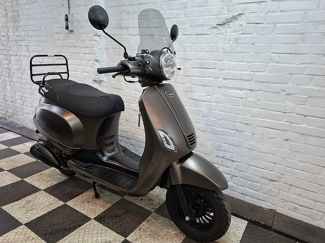 Djjd cashmere 45 km bromscooter 4takt - afbeelding 7 van  7