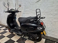 Djjd cashmere efi 45 km bromscooter 4takt - afbeelding 3 van  7