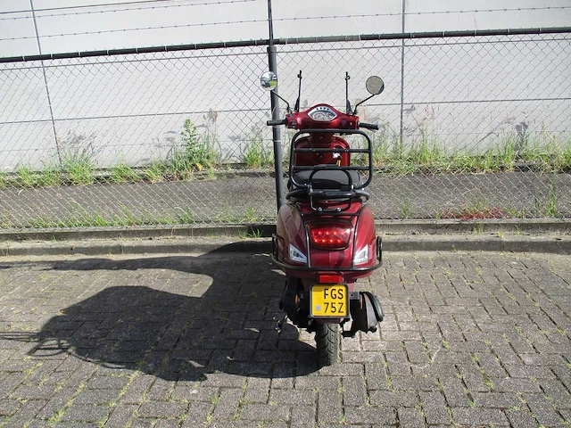 Djjd riva - bromscooter - cashmere de luxe injectie - scooter - afbeelding 7 van  9