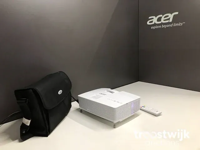 Dlp projector met draagtas - afbeelding 6 van  14