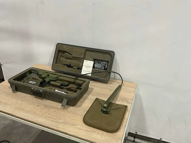Dm-5a metaaldetector - afbeelding 1 van  8