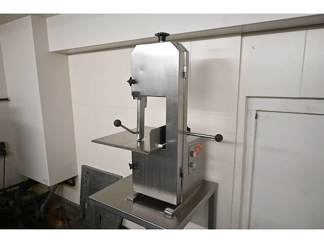 Dma fbt rvs beenderzaag machine met rvs onderstel - afbeelding 1 van  7